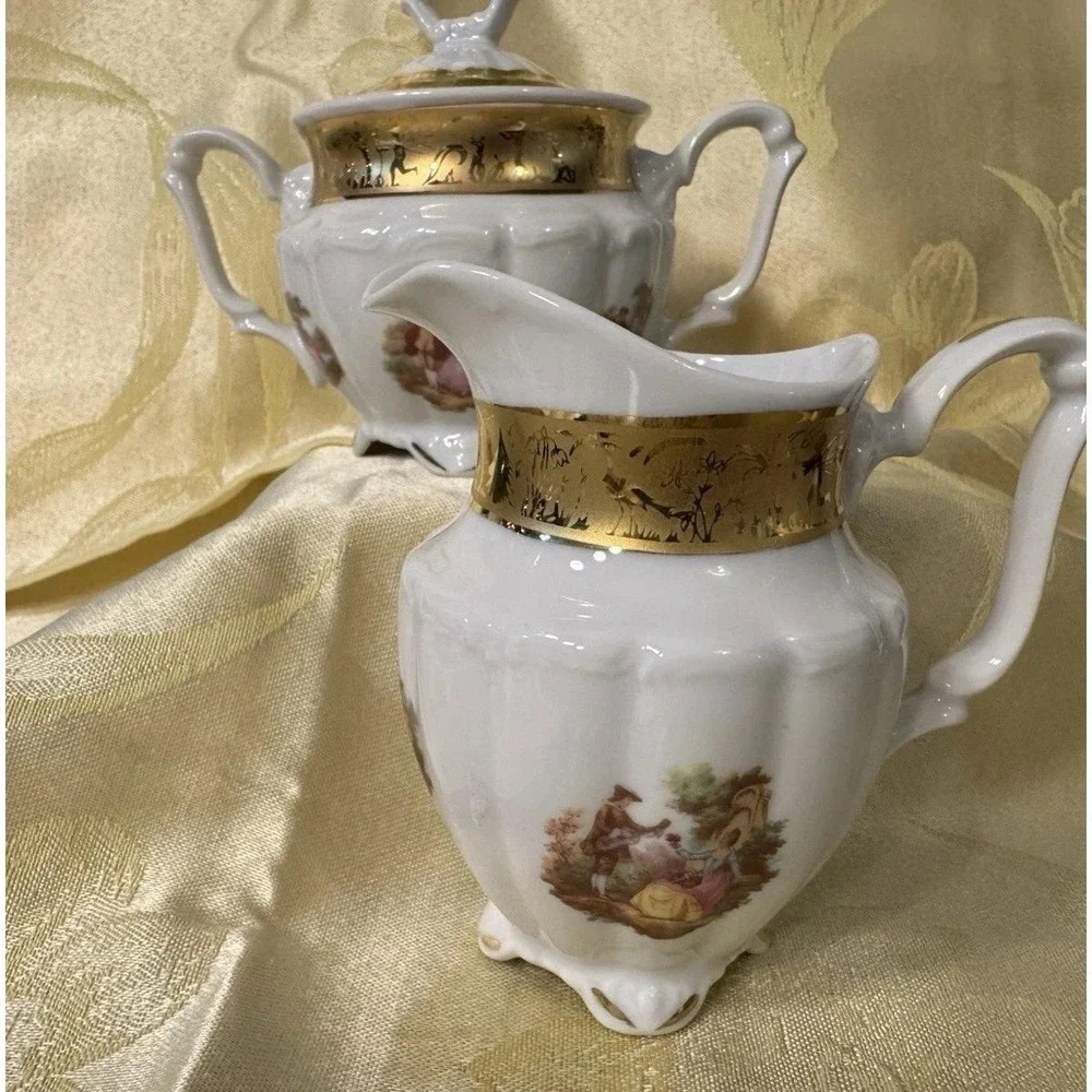 T Limoges Vizavi Oro Fragonard Sugar Bowl w Lid & Creamer 24K Gold Italy